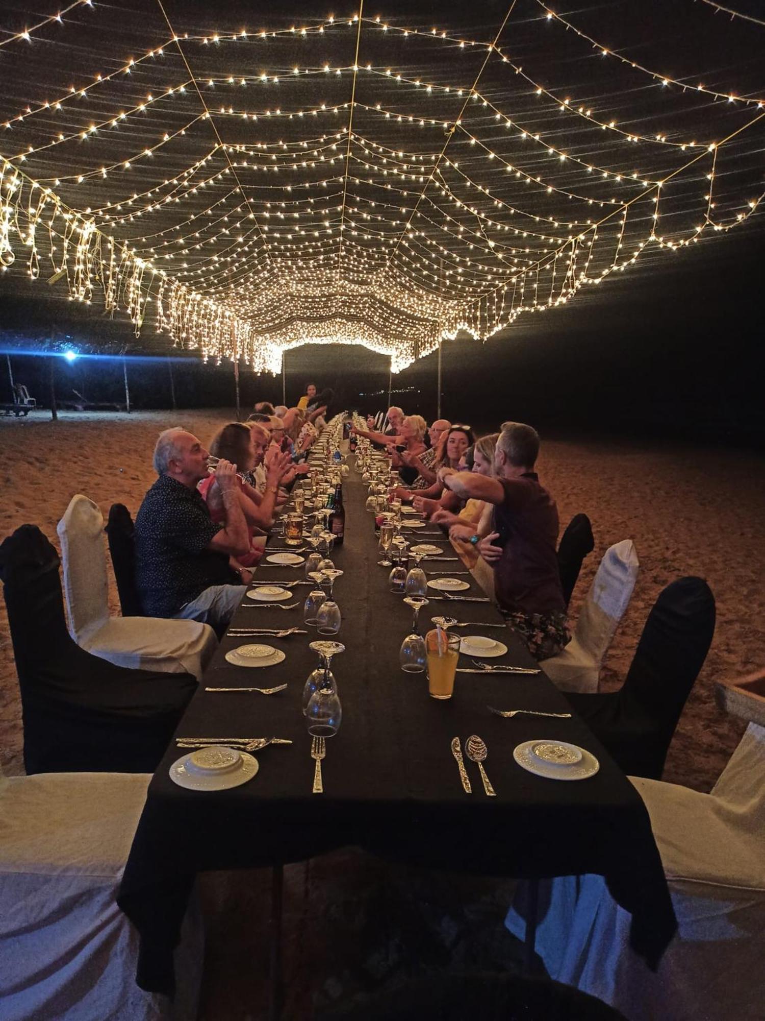 Wunderbar Beach Hotel Bentota Exterior photo