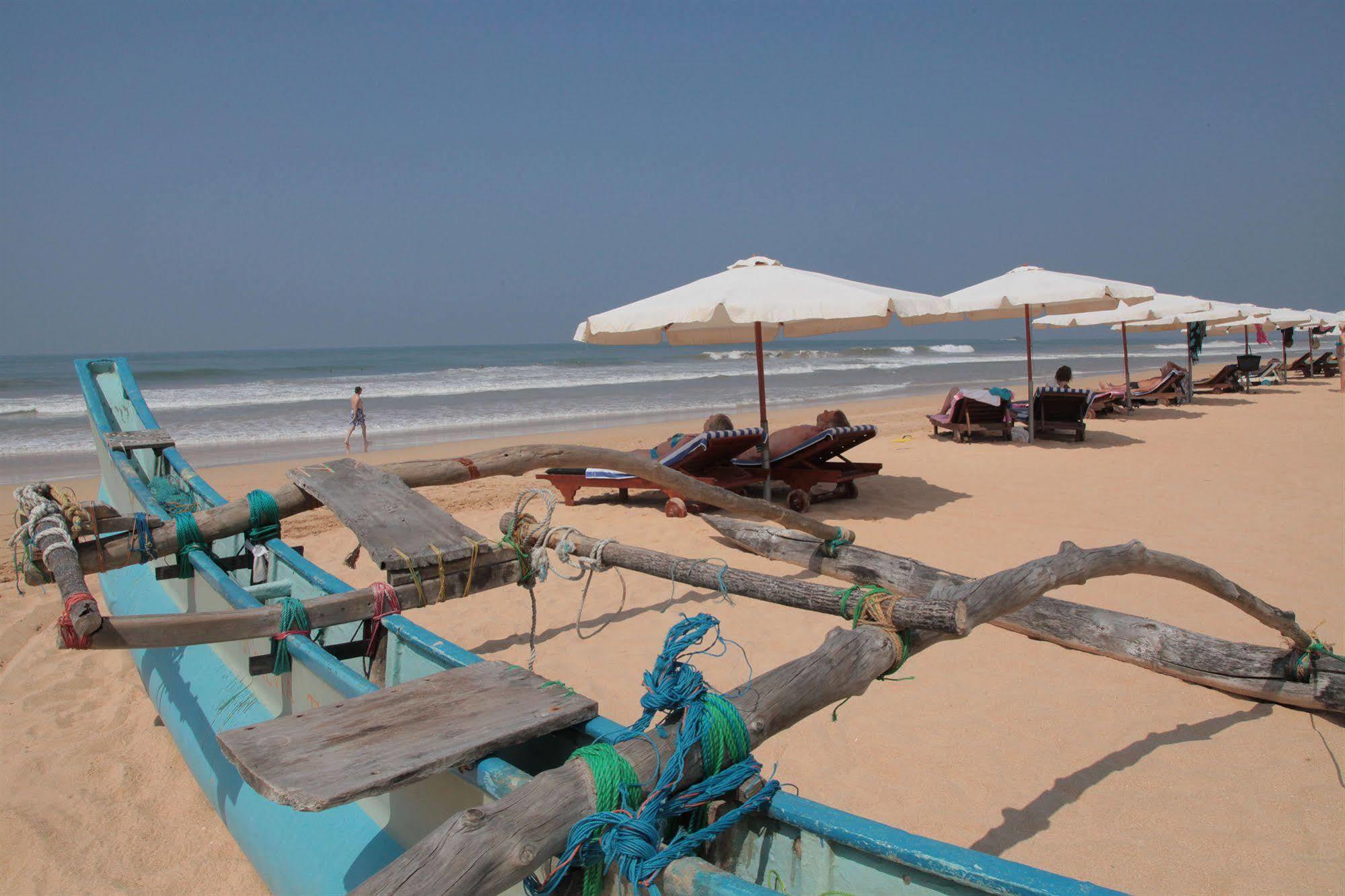 Wunderbar Beach Hotel Bentota Exterior photo