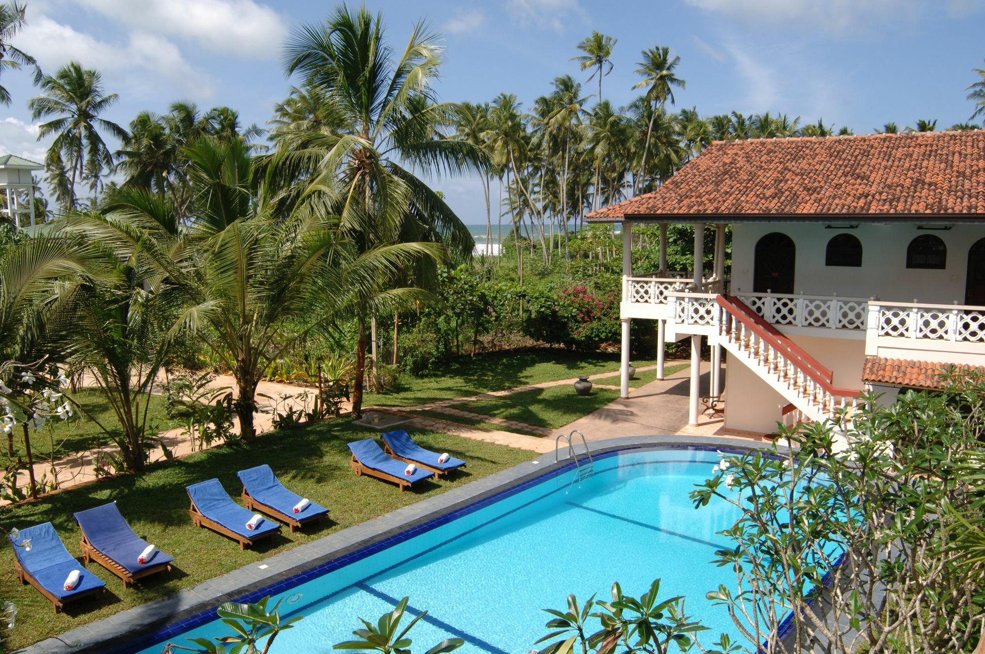 Wunderbar Beach Hotel Bentota Exterior photo