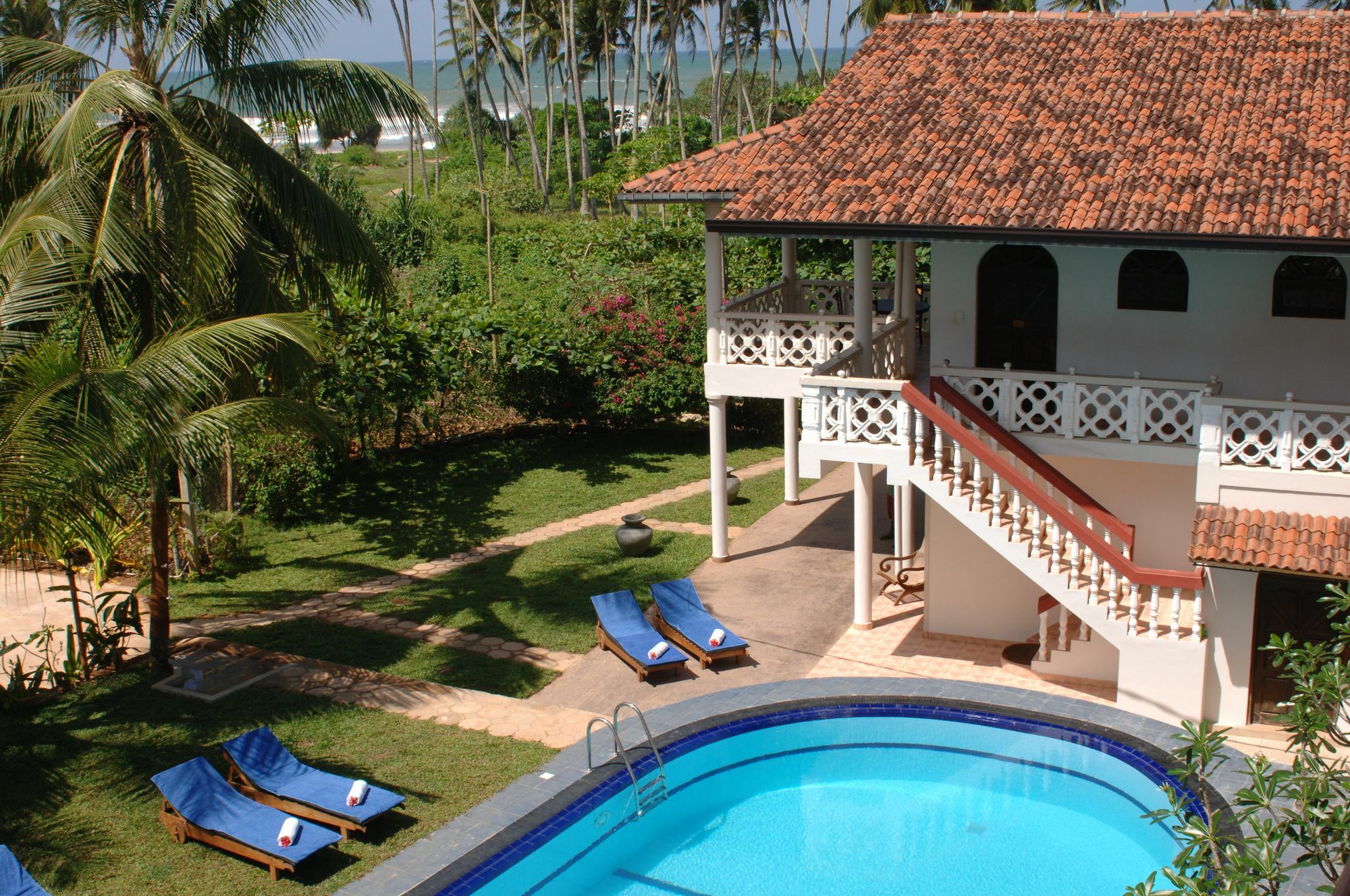 Wunderbar Beach Hotel Bentota Exterior photo